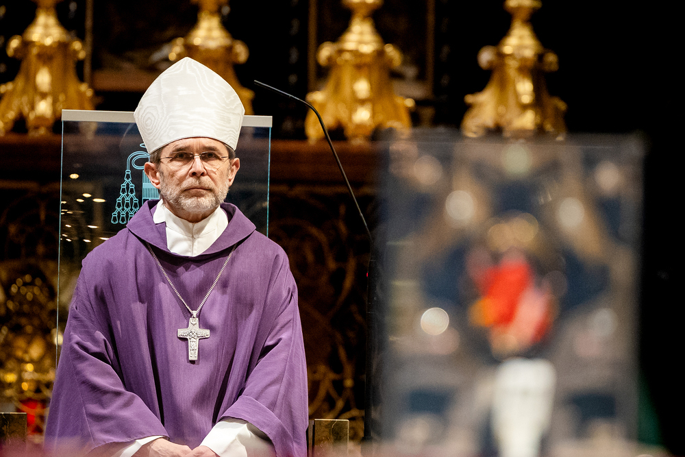 Erzbischof Grünwidl am Aschermittwoch / Erzdiözese Wien/ Stephan Schönlaub Erzbischof Grünwidl am Aschermittwoch